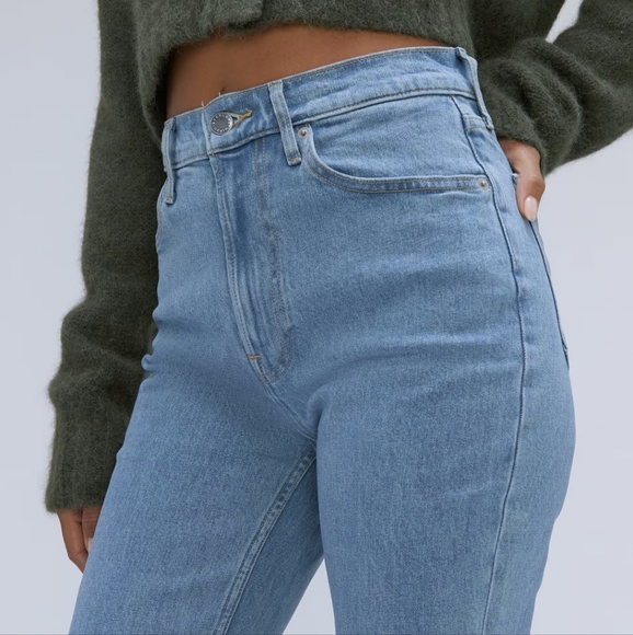 NWOT Everlane The Original Cheeky Jean Organic Cotton size 28 crop in stone wash - Picture 2 of 10